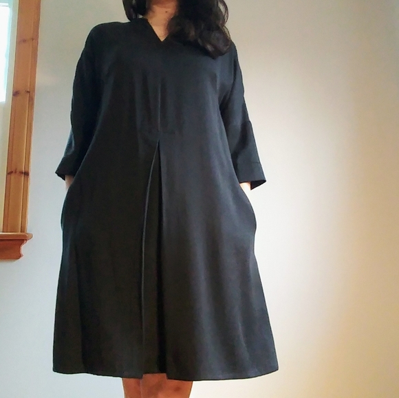 Simone’s Rose Dresses & Skirts - Simone’s Rose Ingi Tencel Dress - BLACK